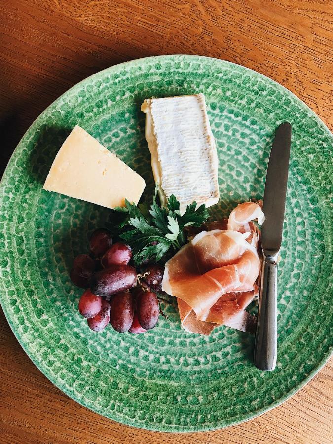 St.Michaels Bistro Bed & Breakfast Painswick Ngoại thất bức ảnh