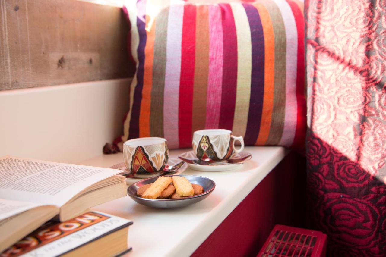 St.Michaels Bistro Bed & Breakfast Painswick Ngoại thất bức ảnh