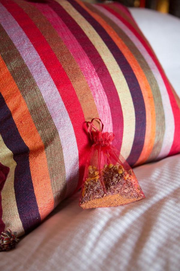 St.Michaels Bistro Bed & Breakfast Painswick Ngoại thất bức ảnh
