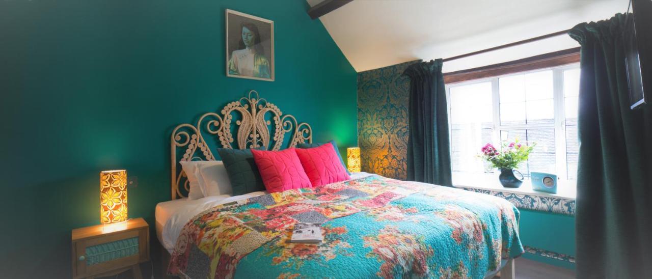 St.Michaels Bistro Bed & Breakfast Painswick Ngoại thất bức ảnh